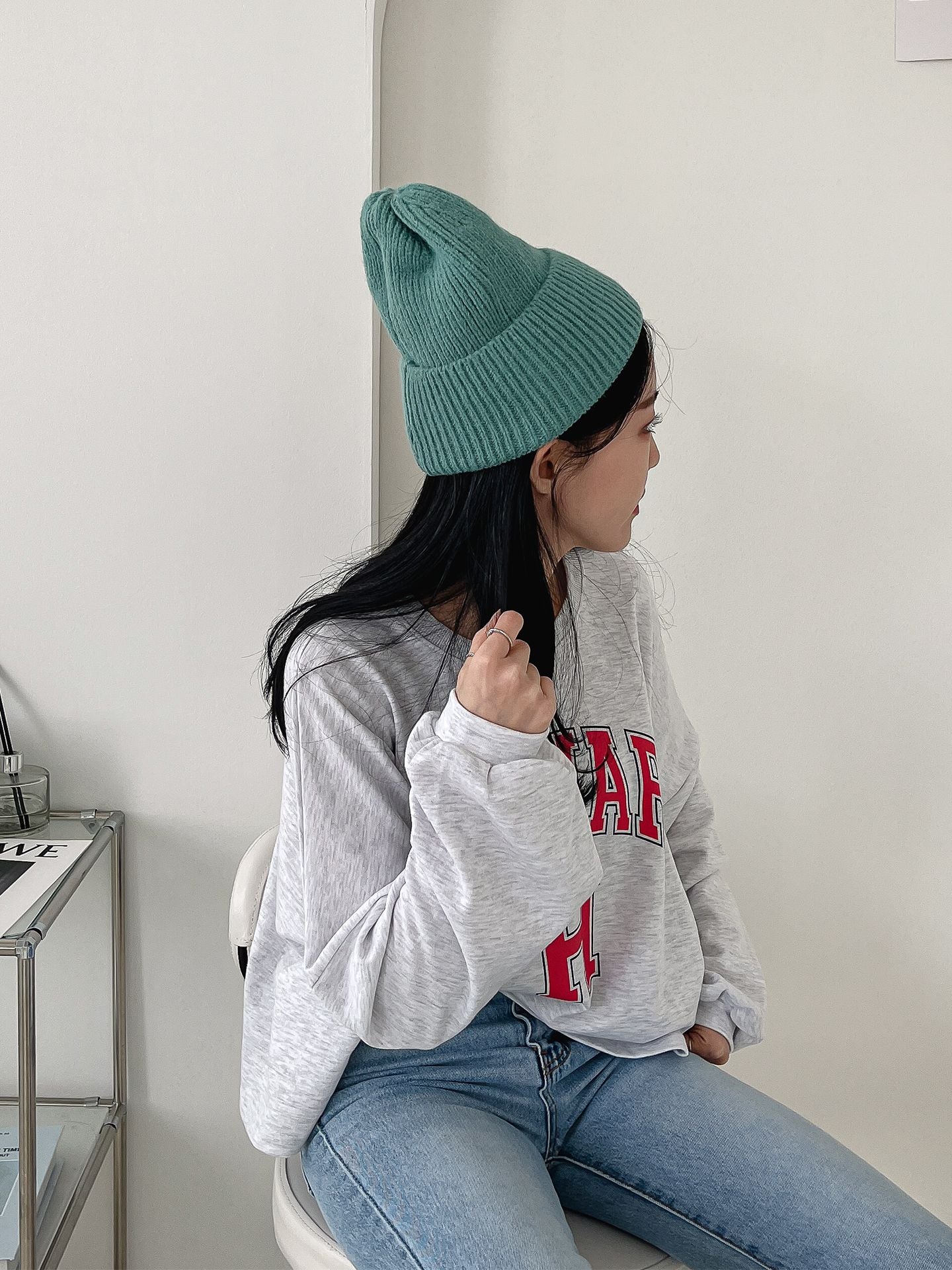 H Comfy Crop Sweatshirts