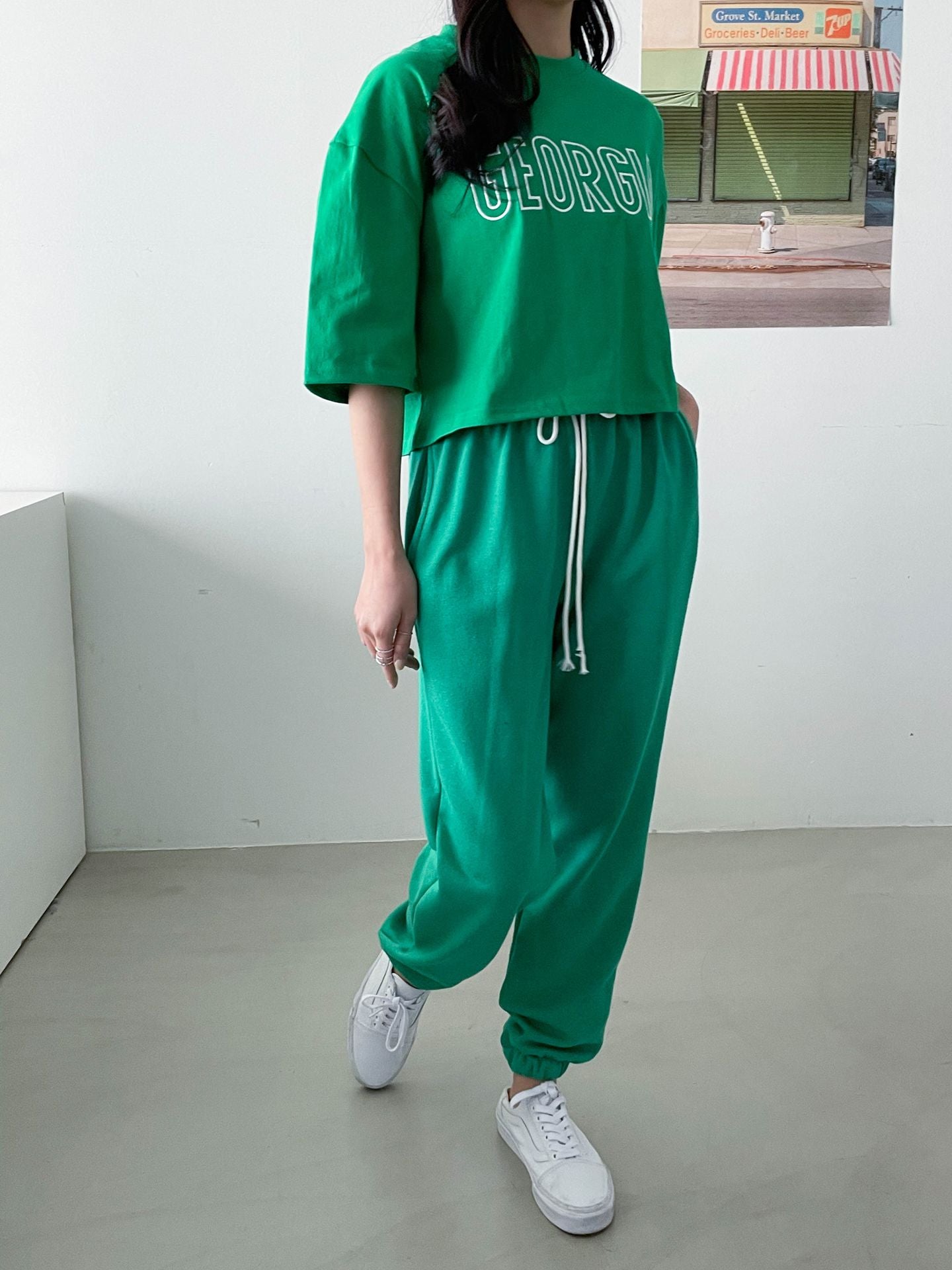 2Set Crop Top T-shirts with Track Pants
