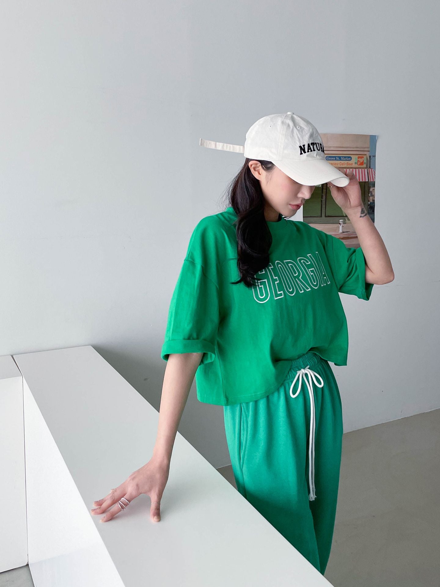 2Set Crop Top T-shirts with Track Pants