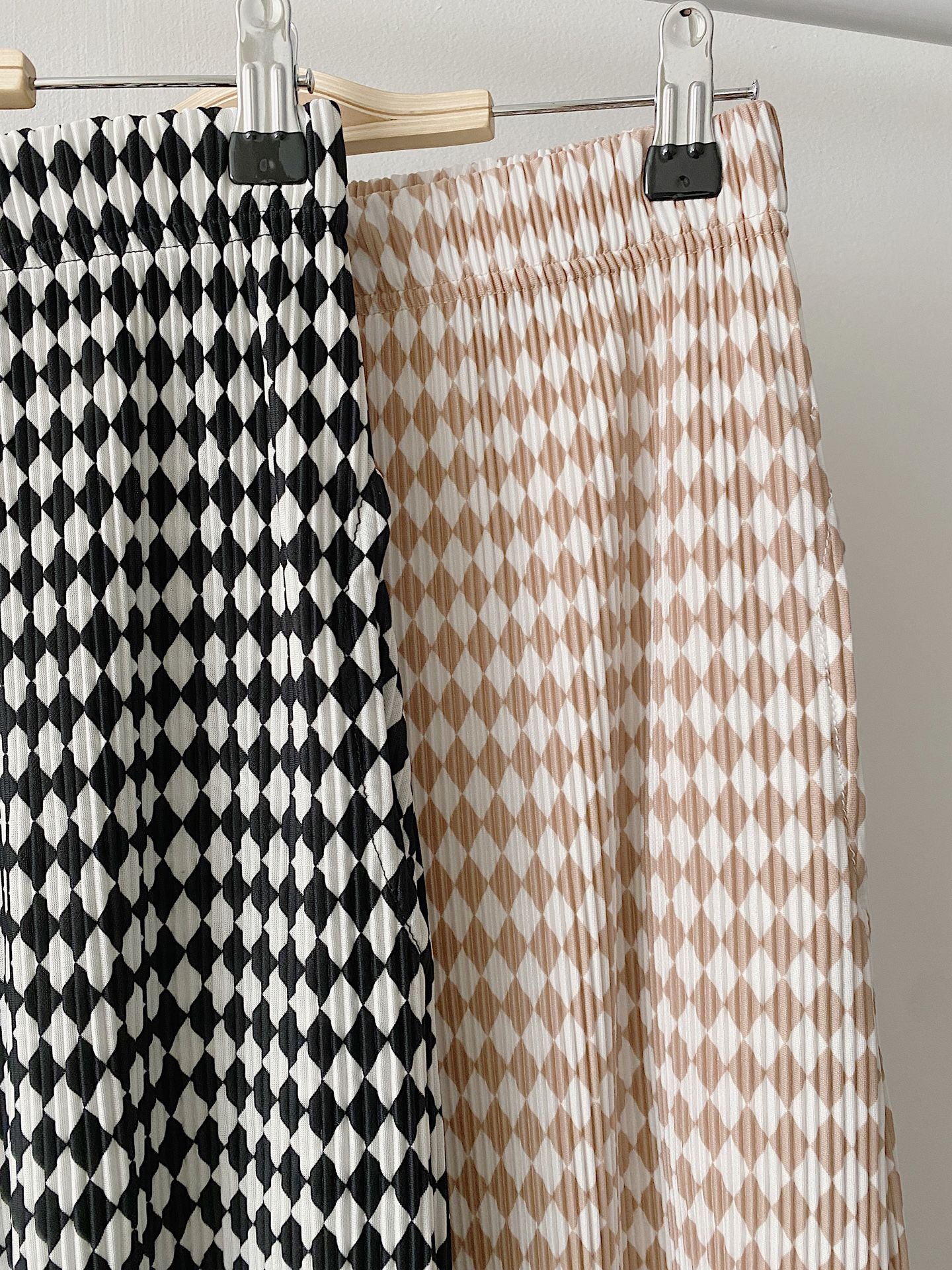 Diamond Plaid High Waist Wide Pants