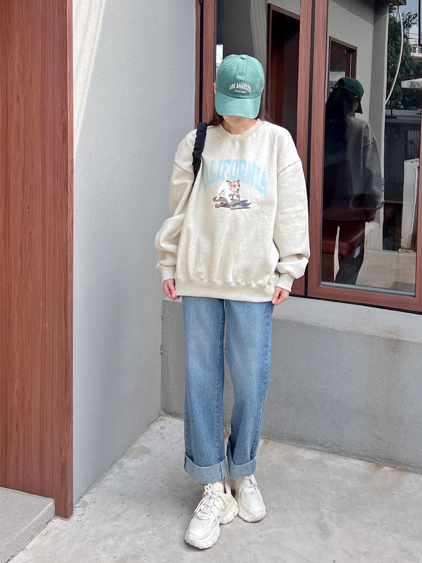 Skateboarding Dog fleece Sweatshirts
