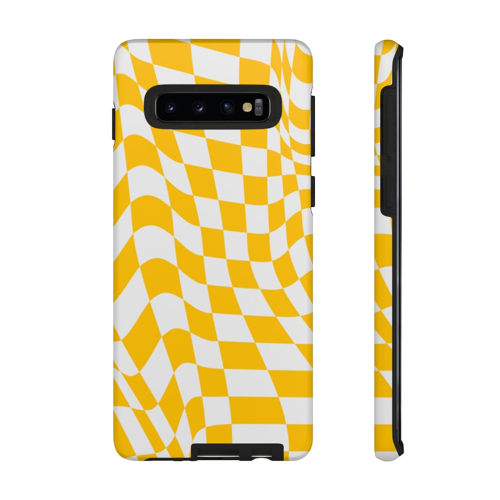 Old School Checkered Retro Groovy Vibe Wavy Checkerboard Phone Case / Yellow