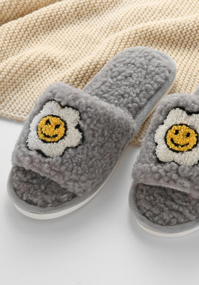 Smiley Happy Face Flower Teddy Home SLIPPER