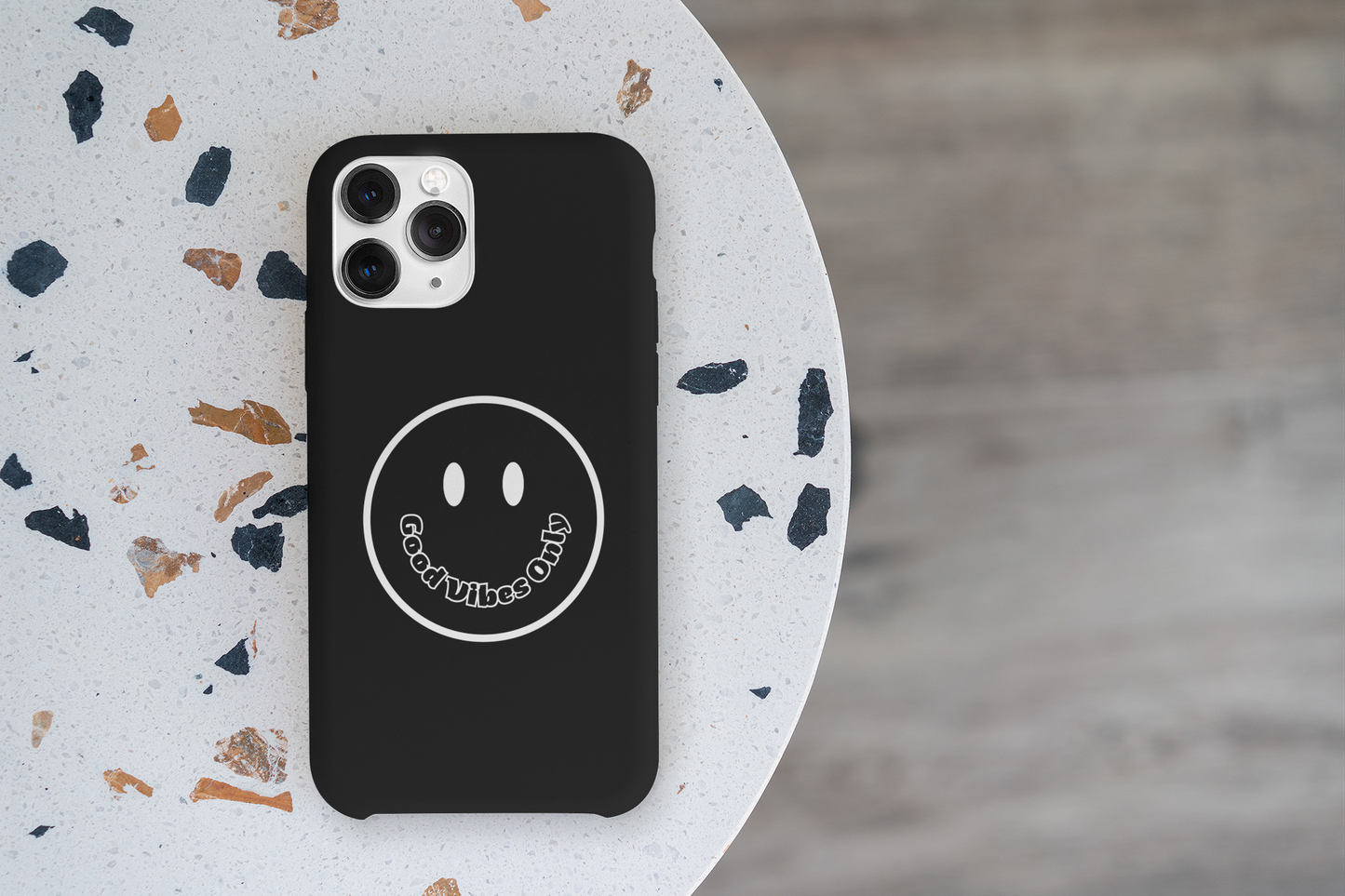 Smiley Happy Face Good Vibes Only Message Printed Phone Case / Black Case