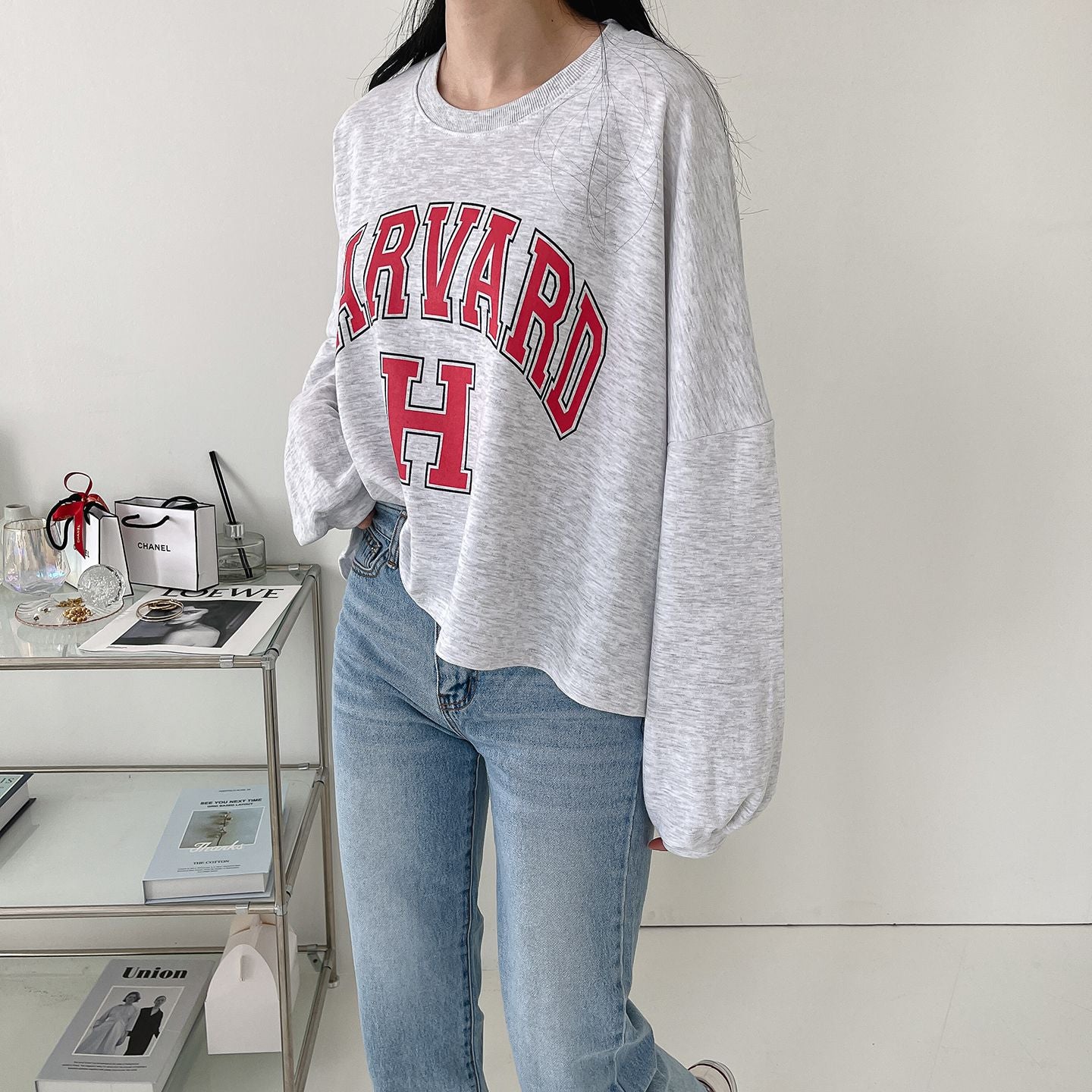 H Comfy Crop Sweatshirts
