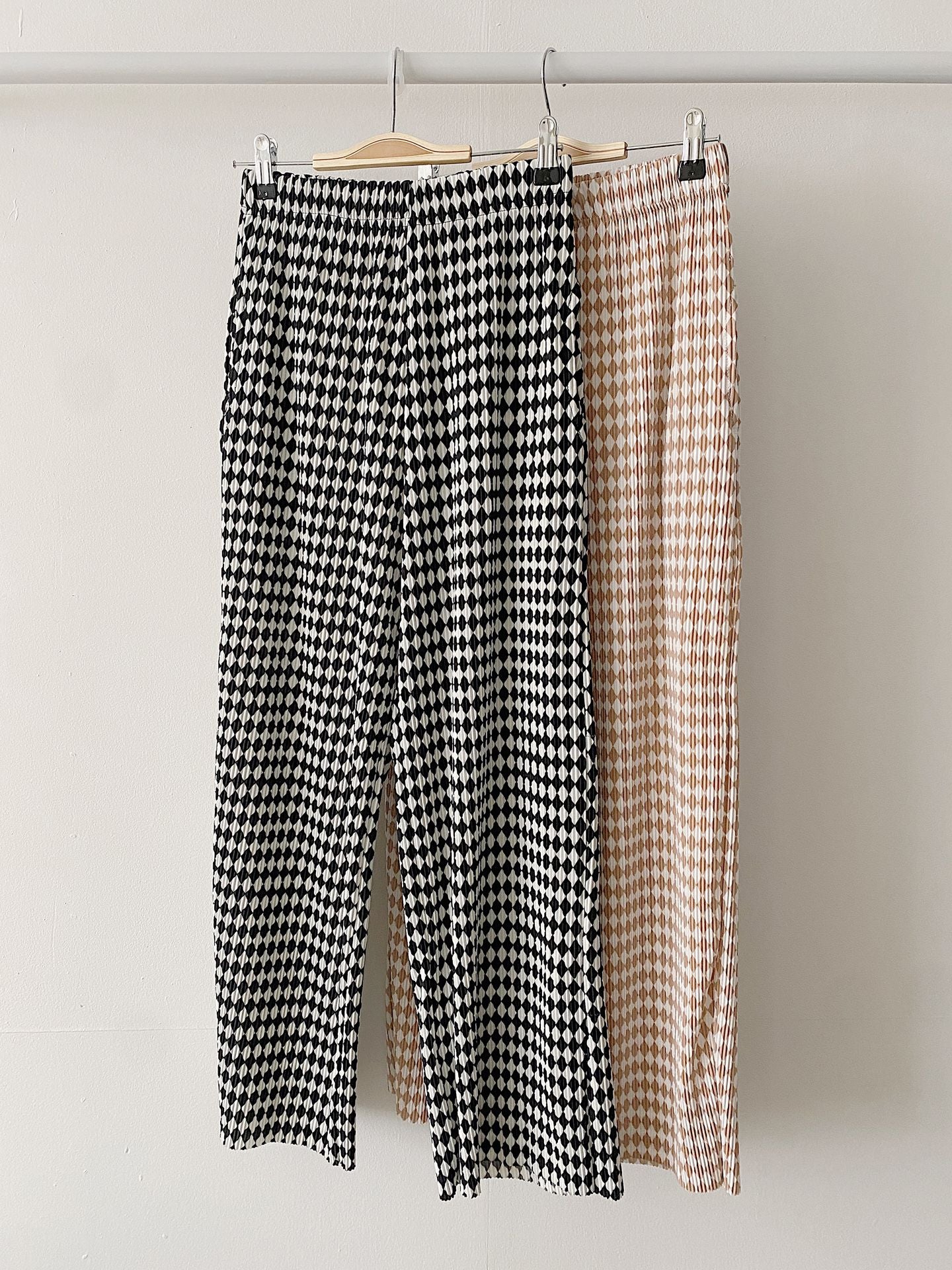 Diamond Plaid High Waist Wide Pants