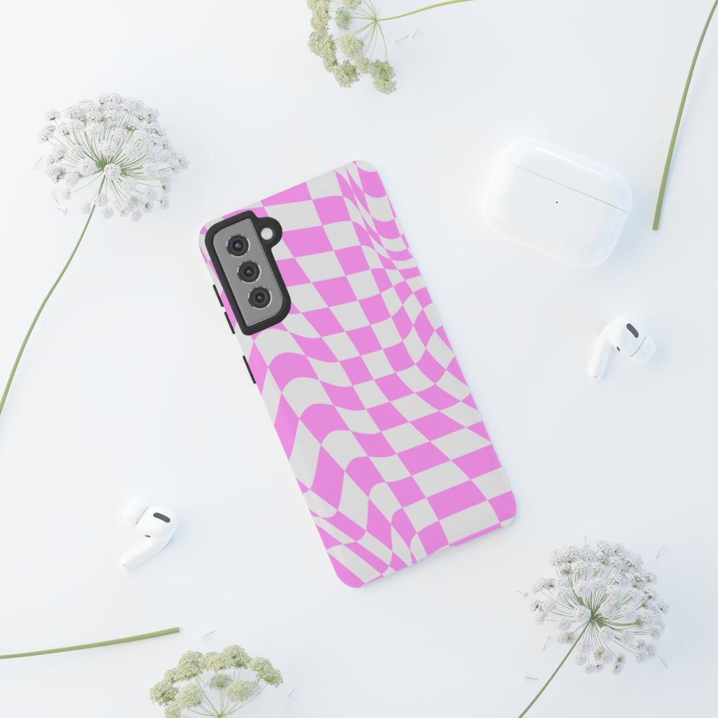 Old School Checkered Retro Groovy Vibe Wavy Checkerboard Phone Case / Pink