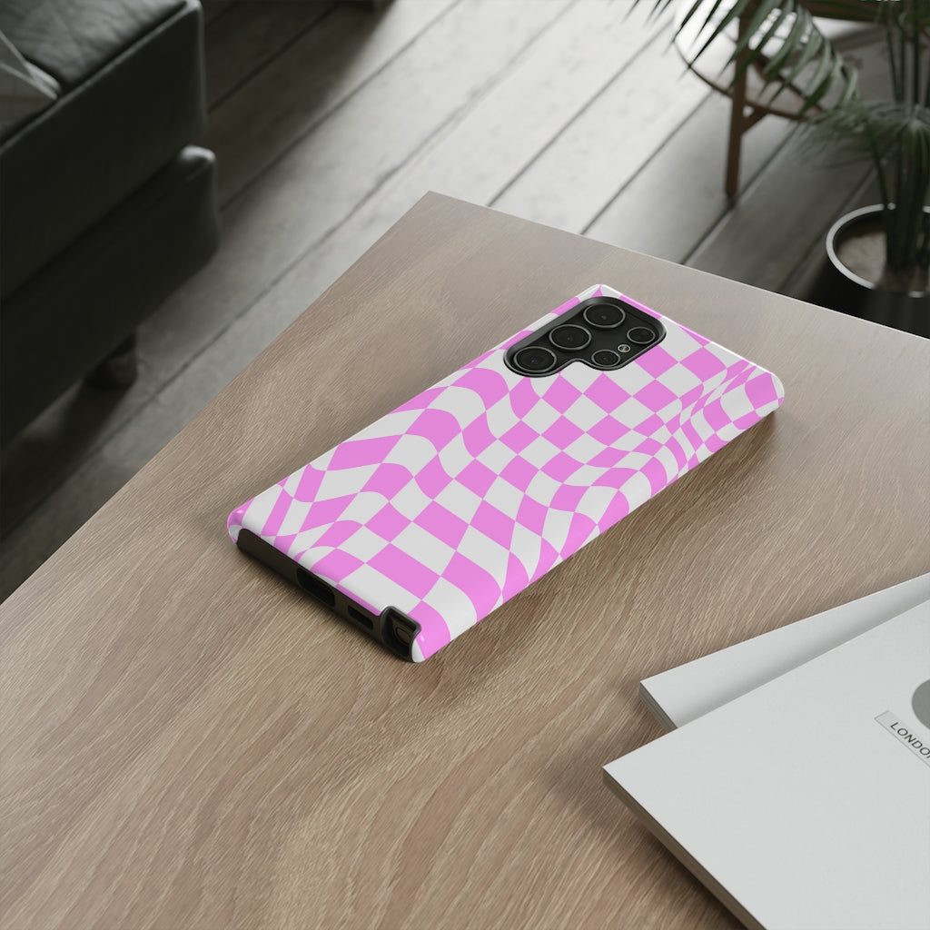 Old School Checkered Retro Groovy Vibe Wavy Checkerboard Phone Case / Pink